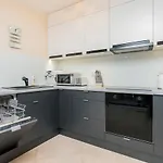 Batorego 7 By Renters * Gdynia
