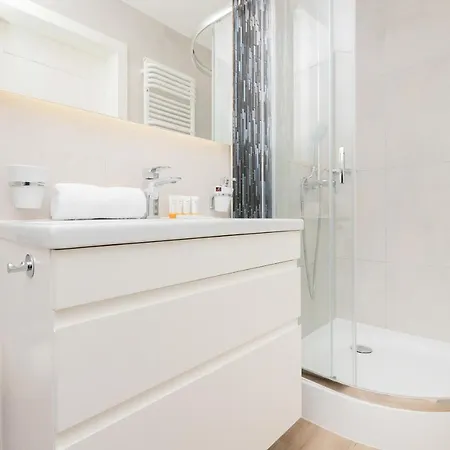 Batorego 7 Premium With Parking By Renters Gdynia