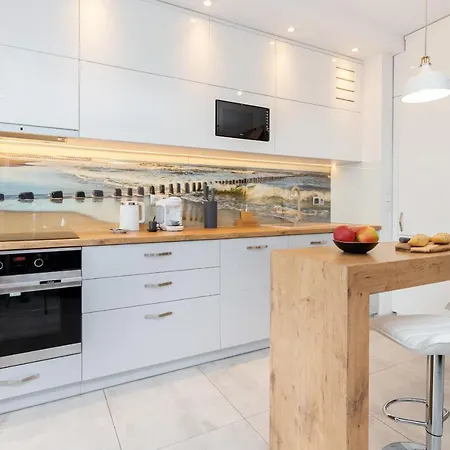 Batorego 7 By Renters Apartman