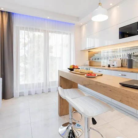 Batorego 7 Premium With Parking By Renters Apartament *