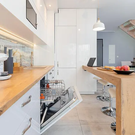 Batorego 7 Premium With Parking By Renters Apartament Gdynia