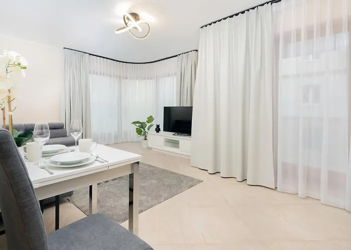 Lägenhet Batorego 7 By Renters