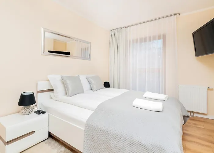 Batorego 7 By Renters